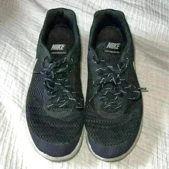 Nike Flex Experience RN 5 Women’s Running Sneakers - Picture 2 of 6